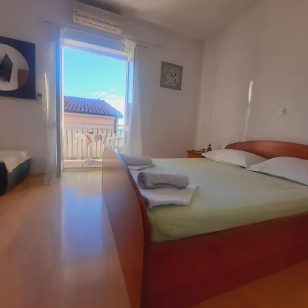 Zeljko Apartment Makarska