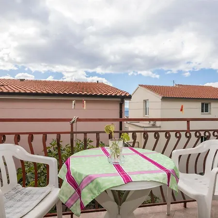 Apartment Zeljko Makarska