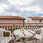 Zeljko شقة ماكارسكا