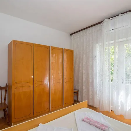 Apartment Zeljko *