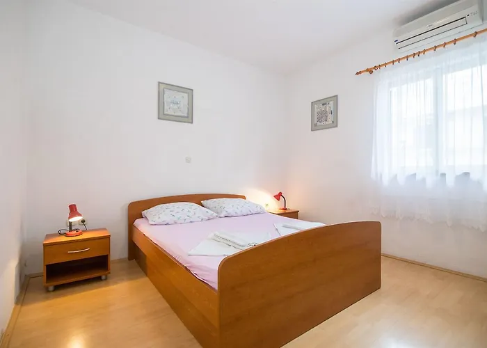 Zeljko Apartament Makarska